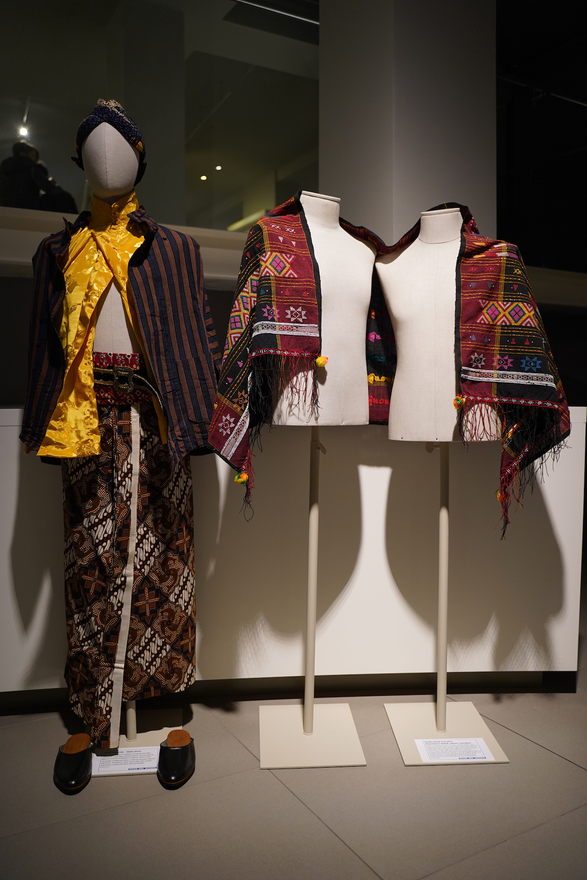 “La moda nel mondo: i vestiti raccontano la vita dei popoli” 6 Image